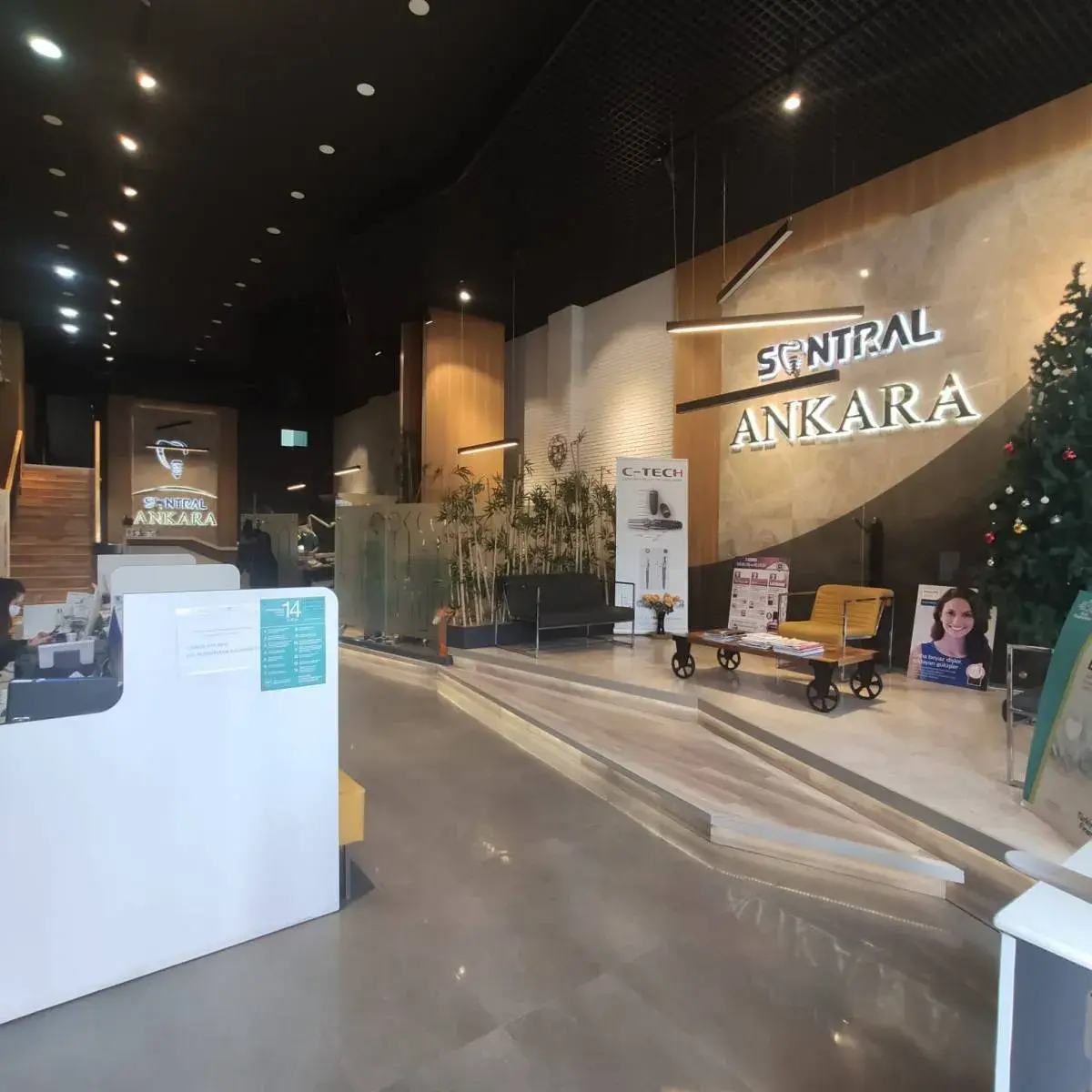 Santral Diş Merkezi Komple Klinik Dekorasyonu / Wings Plaza